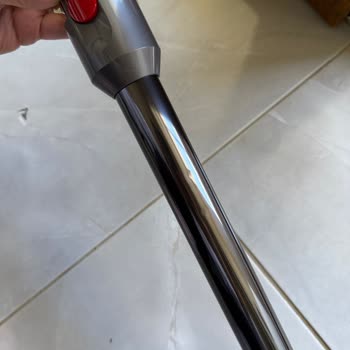 Dyson Süpürge Şarj Almıyor, Borusu Kırık Ve Servis Sorunlu
