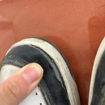 Puma Ayakkabısında Dikiş Açılması Ve Mağaza Sözünün Yerine Getirilmemesi
