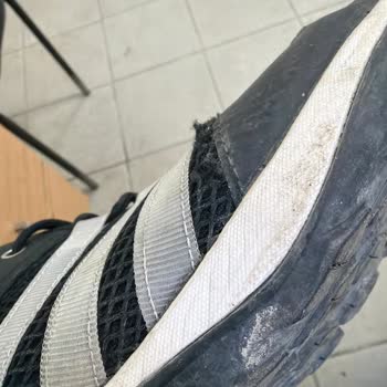 Ayakkabının Yan Plastik Parçaları Fileyi Zedeledi, Garanti Sürecinde Kullanıcı Hatası İddiası