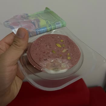 Migros'tan Aldığım Namet Fıstıklı Salam Küflü Çıktı: Kamp Erzak Sorunu Ve Hijyen Endişesi