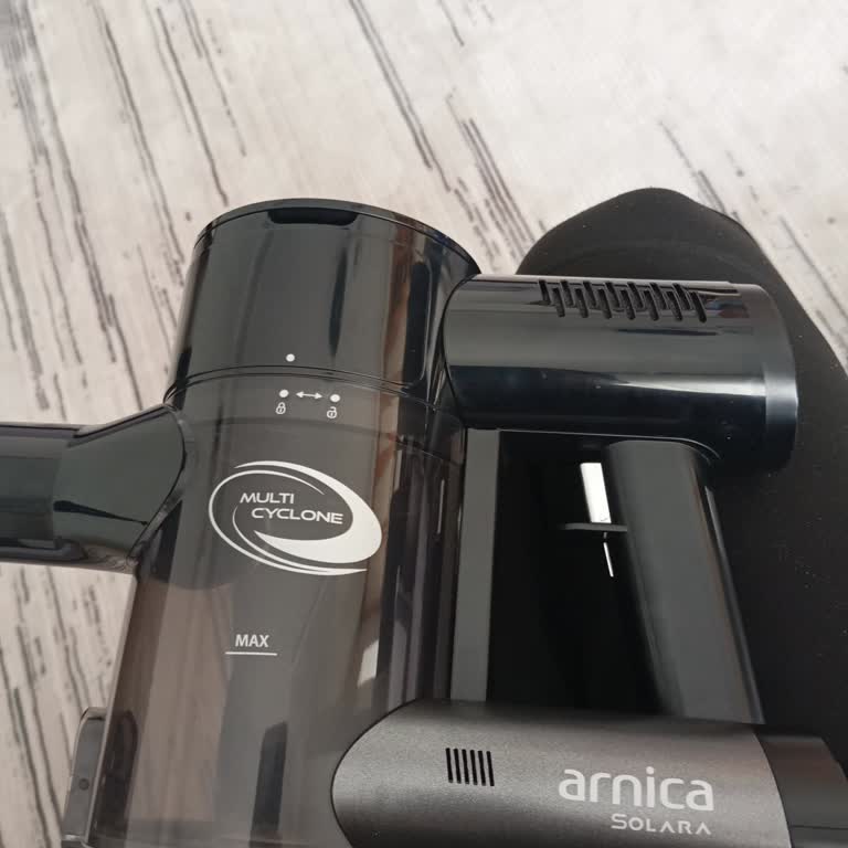 Arnica Solara Dikey Süpürgede Birleştirme Tırnağı Sorunu Garanti Kapsamına Alınmadı