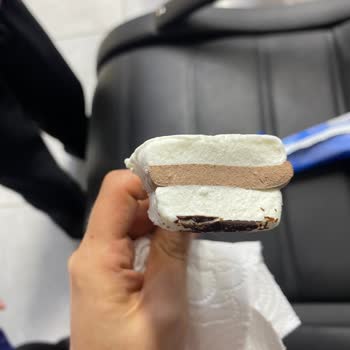 Algida Viennetta’dan Tam Ücret Ödedim, Yarım Dondurma Aldım