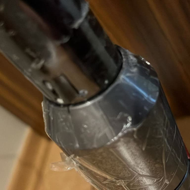 Dyson V12 Aparatının Kırılması İçin Garanti Talebi