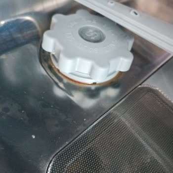 Garanti Kapsamındaki Bulaşık Makinemde Şiddetli Paslanma Ve Servisin Garanti Reddi