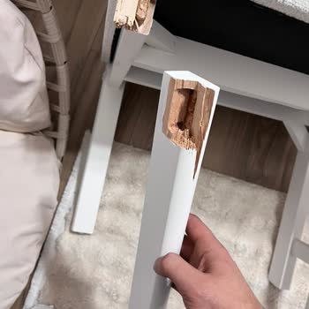 Defolu Sandalye Değişimi Gecikiyor, Teslim Edilmedi
