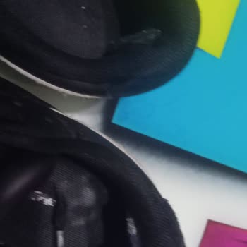Reebok Ayakkabısının 20 Gün İçinde Yırtılması Ve Sahte Ürün Şüphesiyle İade Talebi