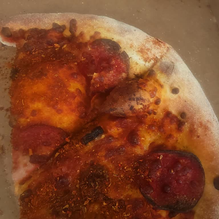 Burger Pizza Yerine Farklı Pizza Gönderilmesi Ve İade Talebi