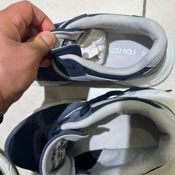 Kısa Sürede Renk Atan Ve Deforme Olan Ayakkabının Değişim Talebi