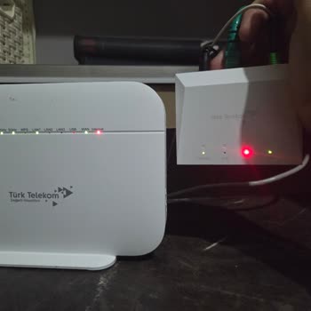Acil Çözüm Ve Ücret İadesi Talebi: Ev İnterneti Yok Ve Modem Kırmızı Işık Veriyor