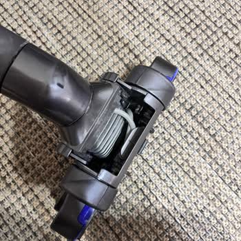 Dyson Cinetic Big Ball Zemin Başlığının Aniden Kırılması Ve Ücretsiz Değişim Talebi