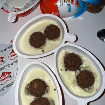 Son Kullanma Tarihi Geçmemiş Kinder Joy Ürünlerinde Beyaz Noktacık Ve Kabarcık Sorunu