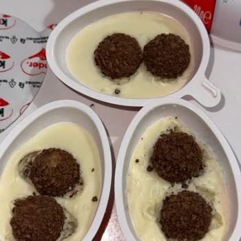 Son Kullanma Tarihi Geçmemiş Kinder Joy Ürünlerinde Beyaz Noktacık Ve Kabarcık Sorunu
