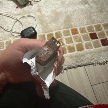 Küflü Kuruyemiş Barı Üzerindeki Sağlık Riski Ve Güven Sorunu