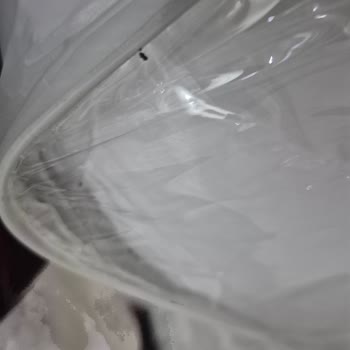 Böcekli Ve Yıpranmış Çeyiz Seti İçin Tam İade Talebi