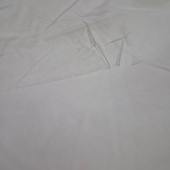 Böcekli Ve Yıpranmış Çeyiz Seti İçin Tam İade Talebi