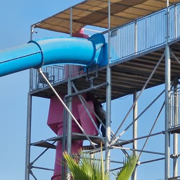 The X Belek Otelinde Roket Kaydırak Kazası Ve Yetersiz Müşteri Desteği