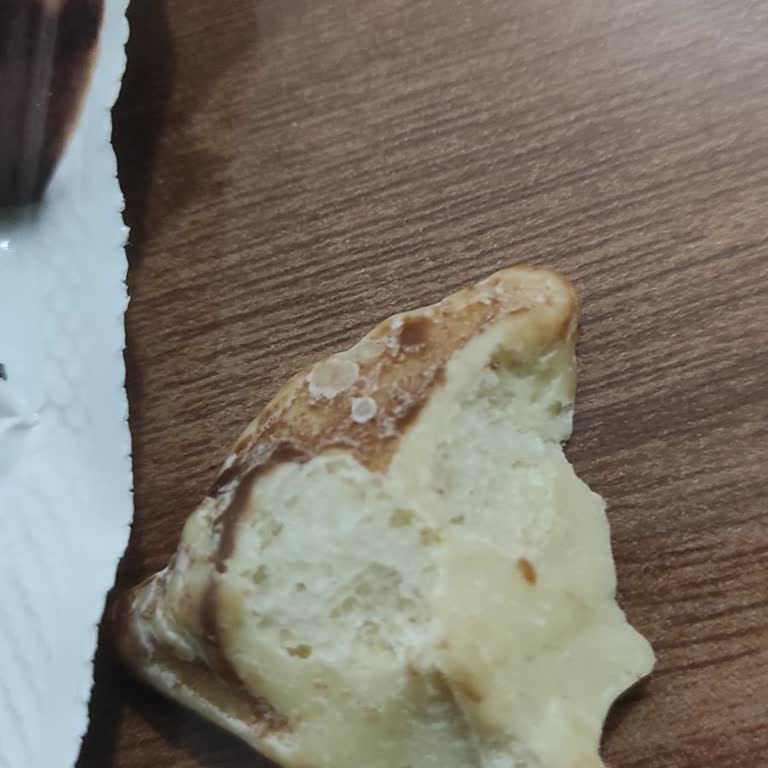 BİM Çikolatasında Paketten Çıkan Yabancı Madde