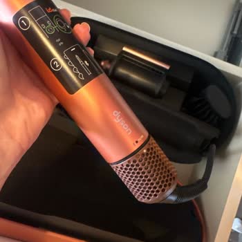 Dyson Airwrap'ta Üretim Hatası Filtre Kapağı Eksik Değişim Bekleniyor