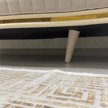 Luxury Line'den Aldığımız Mobilyalarda Kırık, Çizik Ve Eksik Ürünler