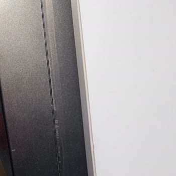 Arçelik Çamaşır Makinesinde Sürekli Su Sızıntısı Ve Paslanma Nedeniyle 18.000 TL İadesi Talebi