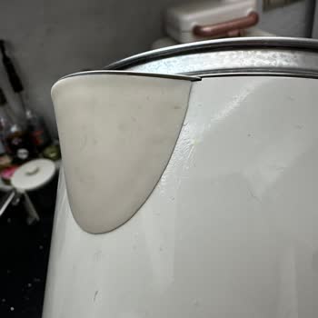 Berghoff Çay Makinesinde Paslanma, Çizilme Ve Hazne Kopması