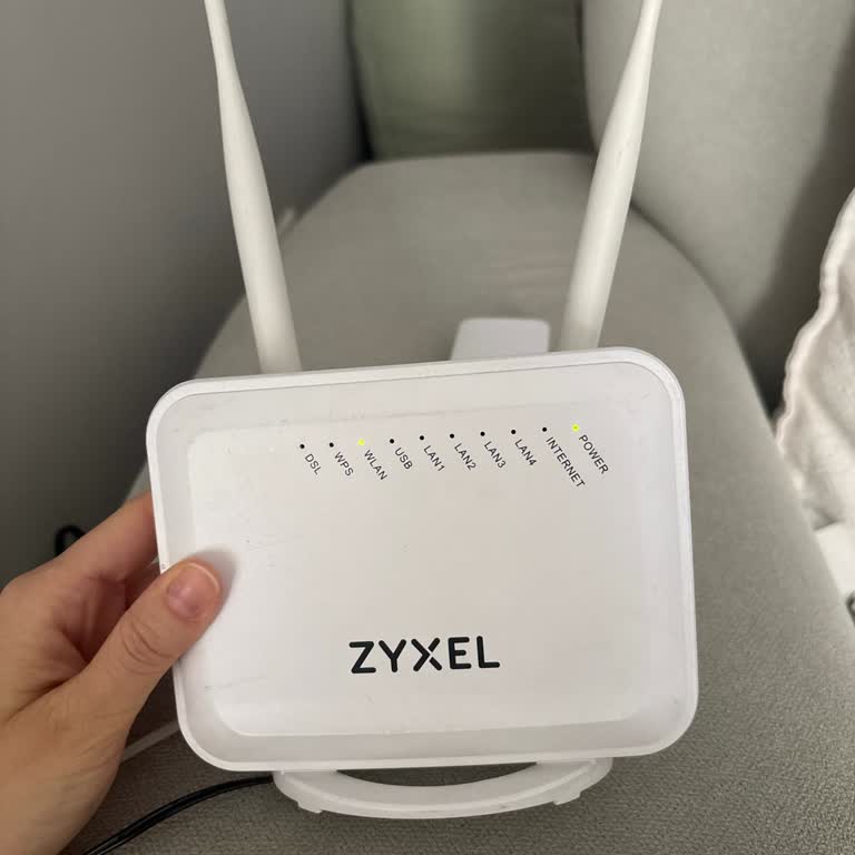 Uzun Süreli İnternet Kesintisi, Çelişkili Bilgilendirme Ve İlgisiz Müşteri Temsilcileri