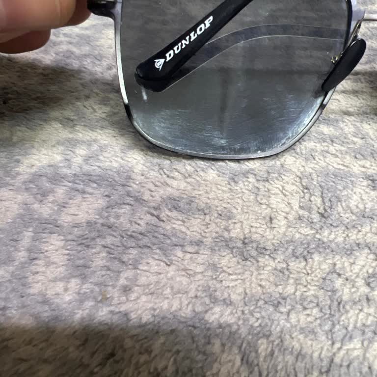 Dunlop Güneş Gözlüğündeki Yapım Hatası Ve Mağaza İlgisizliği Nedeniyle Ürün Değişimi Talebi