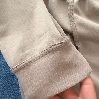 Az Kullanımda Bile Tüylenen Sweatshirt İçin İade Talebi