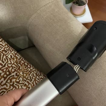 Philips Dikey Süpürge Bağlantı Parçasının Kırılması Garanti Kapsamına Alınmadı