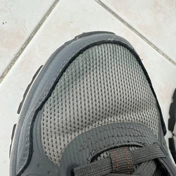 Skechers Ayakkabısında İlk Yağmurda Renk Sızıntısı Ve Kenar Boyası Çözülmesi