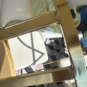 Taşpınar Ufuktepe Mağazasında Kusurlu Sandalyeler Ve Cevapsız Servis