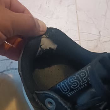 USPA Ayakkabısının Bir Ayda Yırtılması Ve FLO’nun İade Reddi