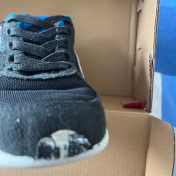 Puma Ayakkabım Bir Ay İçinde Deforme Oldu, Mağaza Cevapsız Kaldı