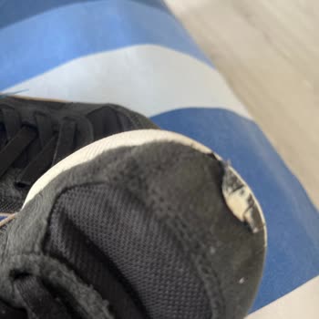 Puma Ayakkabım Bir Ay İçinde Deforme Oldu, Mağaza Cevapsız Kaldı