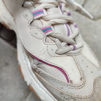 Ayıplı Skechers Ayakkabısı Ve Mağazaya Geri Dönüş İmkânsızlığı