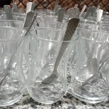 Yetiş Çamaşır Suyu Sonrası Paşabahçe Çay Bardakları Kullanılamaz Hale Geldi