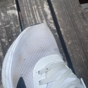 Garanti Altındaki Adidas Ayakkabım Kısa Sürede Yırtıldı, Değişim Reddedildi