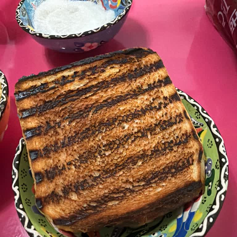 Üst Rezistans Hızlı Yanıyor, Tost Makinem Eşit Pişmiyor