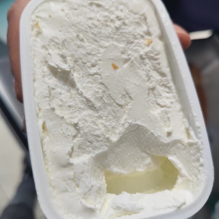 Torku Labnede Kıl Bulunması Hijyen Ve Sağlık Güveni Sarsıyor