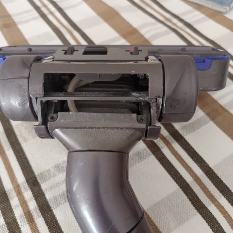 Garanti Süresi Olmasına Rağmen Dyson Halı Başlığı Değişimi Reddedildi