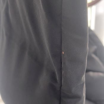 Montun Kol Kumaşındaki Üretim Hatası Ve Mağazanın Kullanıcı Hatası İddiası