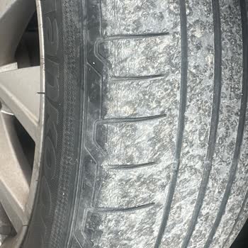 Garanti Aksaklığı Nedeniyle Çatlayan Lastiklerin Değişimi