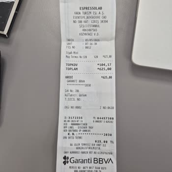 Espressolab Şişli Esentepe'de Hijyen İhlali: Temizlenmemiş Termos, Kağıt Ve Vida
