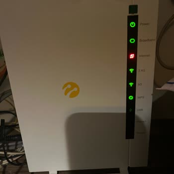İki Gün Süren Kesintide Müşteri Hizmetlerinden Yanıt Almayan 1000 Mbps Fiber İnternet Şikayeti
