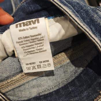 Mavi Pendik Mağazasında Koku Problemi Olan Kot İçin Çözüm Sunulmadı