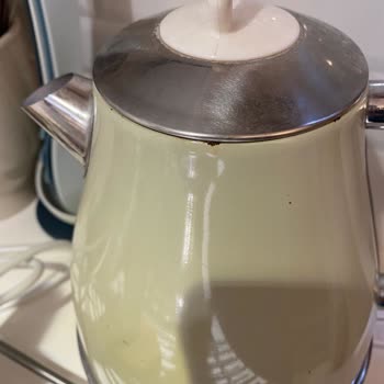 Kısa Sürede Paslanan Kettle Garanti Ve Yetkili Servis Yokluğu