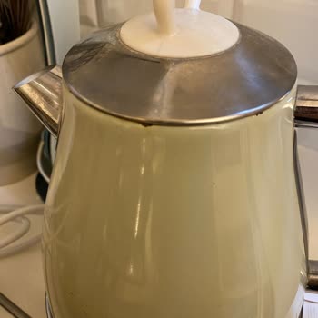 Kısa Sürede Paslanan Kettle Garanti Ve Yetkili Servis Yokluğu