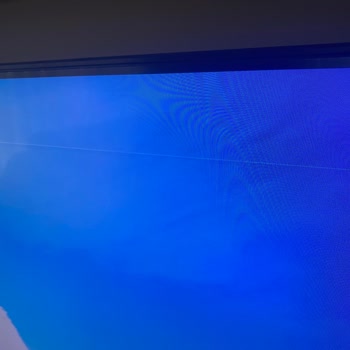 Garanti Kapsamındaki TV’de Çizgiler Çıktı, Parça Değişimi Reddedildi