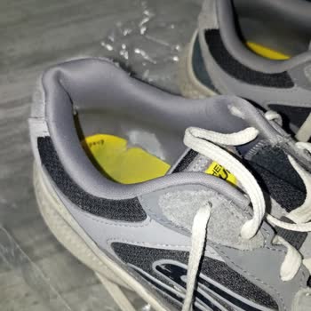 Garanti Kapsamındaki Skechers Ayakkabısında Hızlı İç Yırtılma Ve Mağaza İhmali