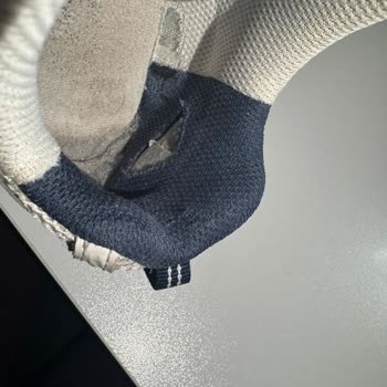 New Balance 530 Ayakkabısının Topuk Plastik Çıkıntısı Nedeniyle İade Ve Değişim Talebi